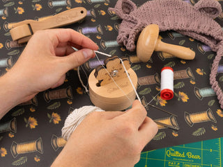 The Quilted Bear Sewing Thread Cutter (45mm)