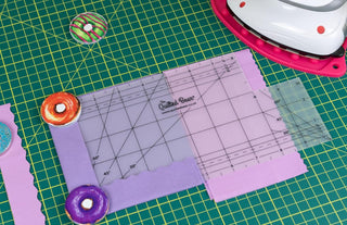 The Quilted Bear Hot Ironing Ruler (4" x 14")