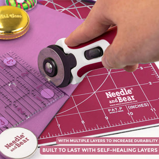 Needle and Bear Rotating Cutting Mat 18'' x 18'' (Pink)