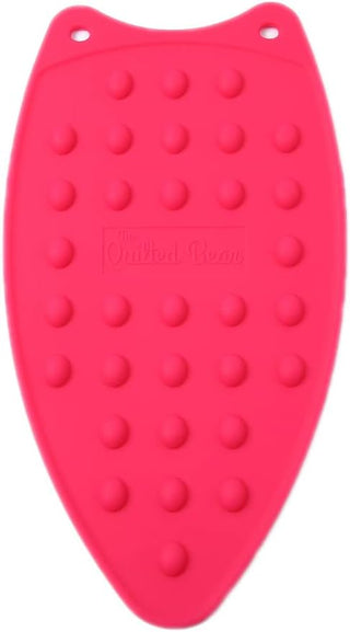 The Quilted Bear Large Silicone Iron Rest (pink)