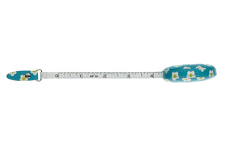 The Quilted Bear Retractable Tape Measure 150cm/60" (Daisies)