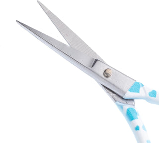 The Quilted Bear Blue Hearts Embroidery Scissors (3.5")