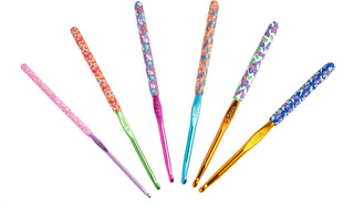 The Quilted Bear Floral Crochet Hooks (6mm Hook)