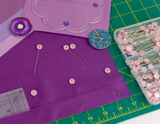 The Quilted Bear Numbered Flower Head Pins (100 Pack)