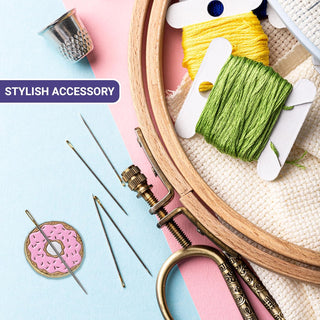 The Quilted Bear Magnetic Needle Minder (Donut)