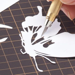 Olfa AK-5 Designers Art Knife with Spatula Edge Includes 30 Replacement Blades