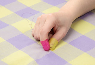 Clover Thimbles - Flexible Rubber (Medium) - 2 Pieces