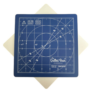 The Quilted Bear Rotating Cutting Mat 7'' x 7'' (Blue)