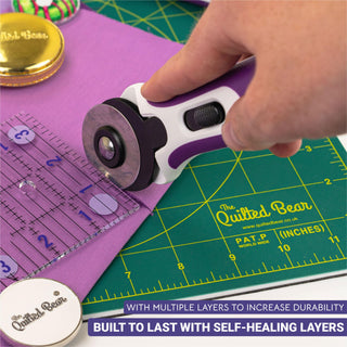 The Quilted Bear Rotating Cutting Mat 12'' x 12'' (Green)