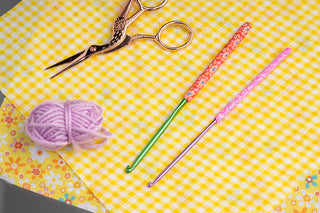 The Quilted Bear Rainbow Embroidery Scissors (4.5")