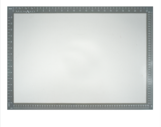 Milward Fusing Mat: Silicone Coated Fibreglass: 43.2 x 61cm