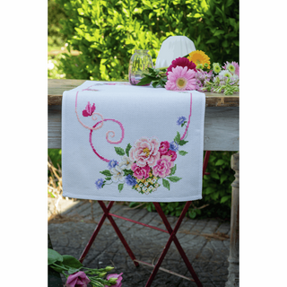 Vervaco Counted Cross Stitch Kit: Table Runner: Classic Flowers Bouquet
