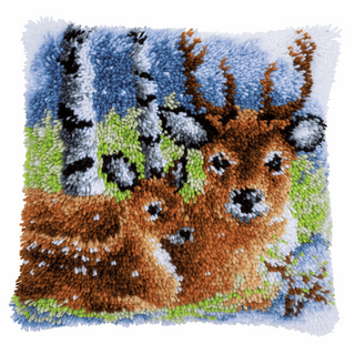 Vervaco Latch Hook Kit: Cushion: Deer in the Snow