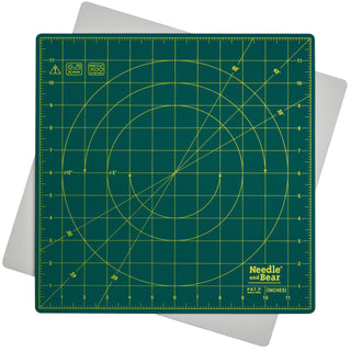 Needle and Bear Rotating Cutting Mat 12'' x 12'' (Green)