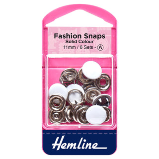 Hemline White Solid Top Fashion Snaps 11mm